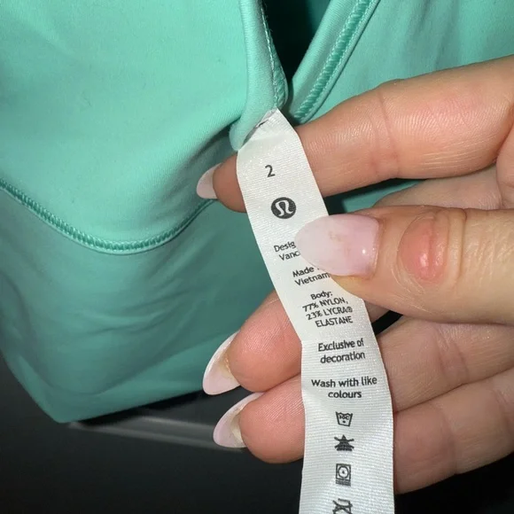Lululemon top - Picture 3 of 4